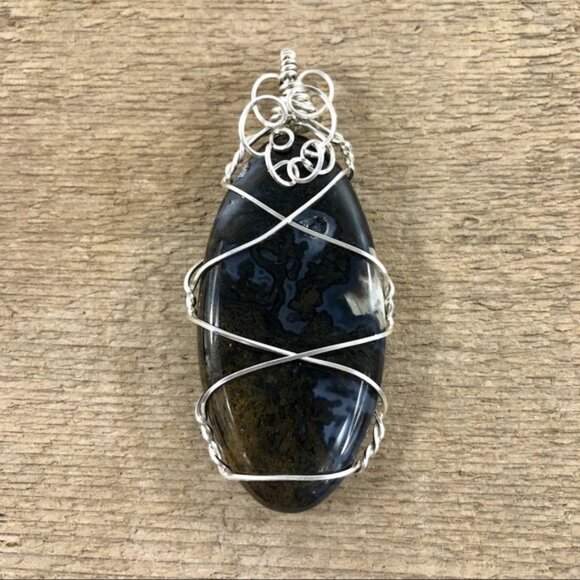 Crazy Lace Plume Agate  Necklace Pendant - Picture 1 of 5